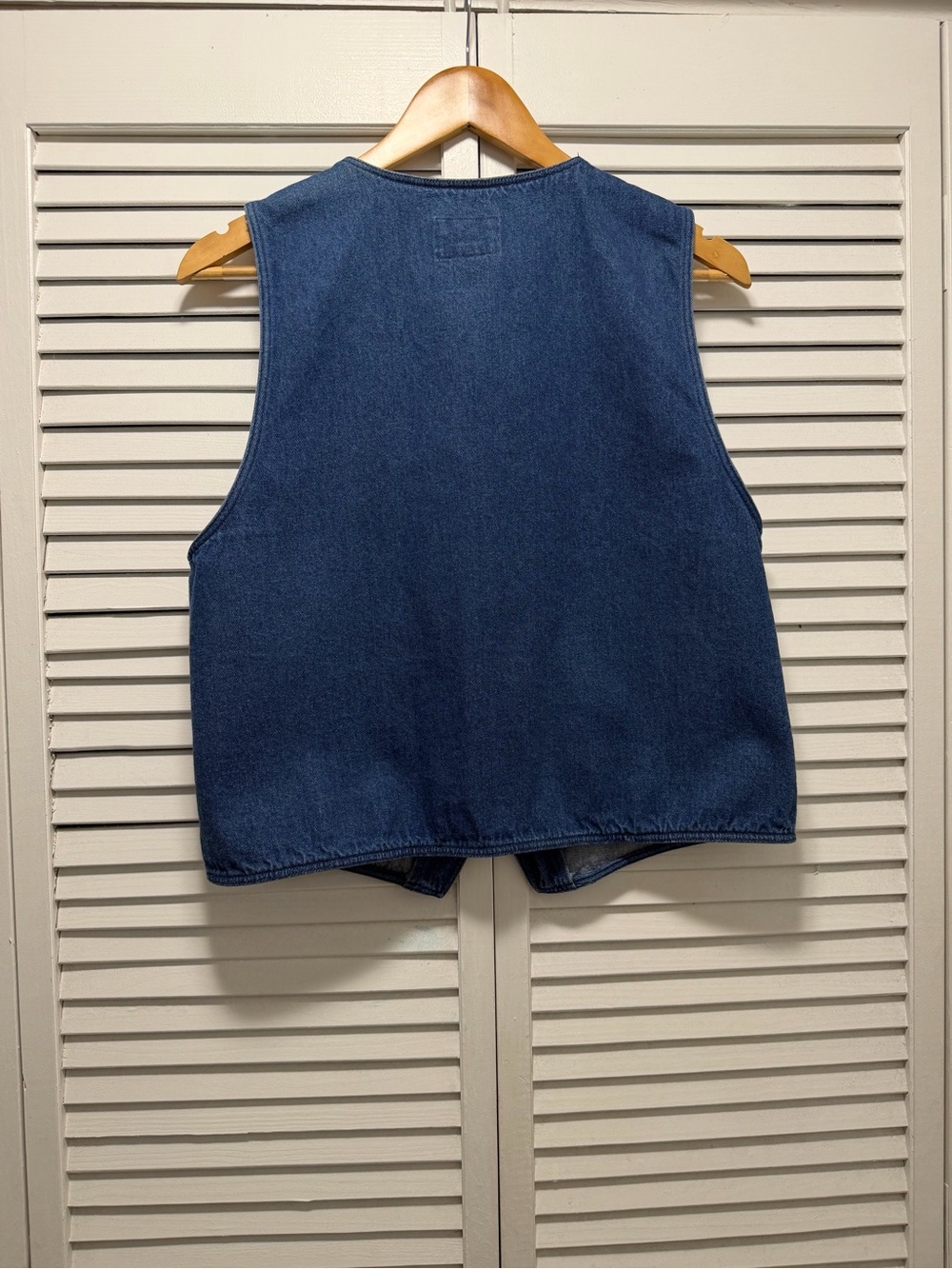 Susan Bristol Light Denim Vest with Red Stitch Detail - Picture 4 of 9